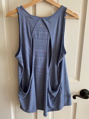 Eddie Bauer women’s workout tank, size L